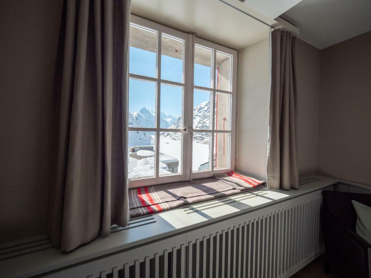 Historisches Alpinhotel Grimsel Hospiz Exterior photo